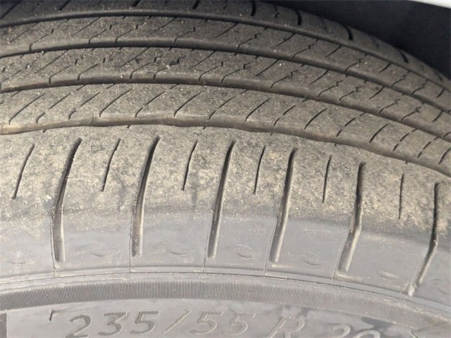 Used 2025 Cadillac XT5 Premium Luxury image 9