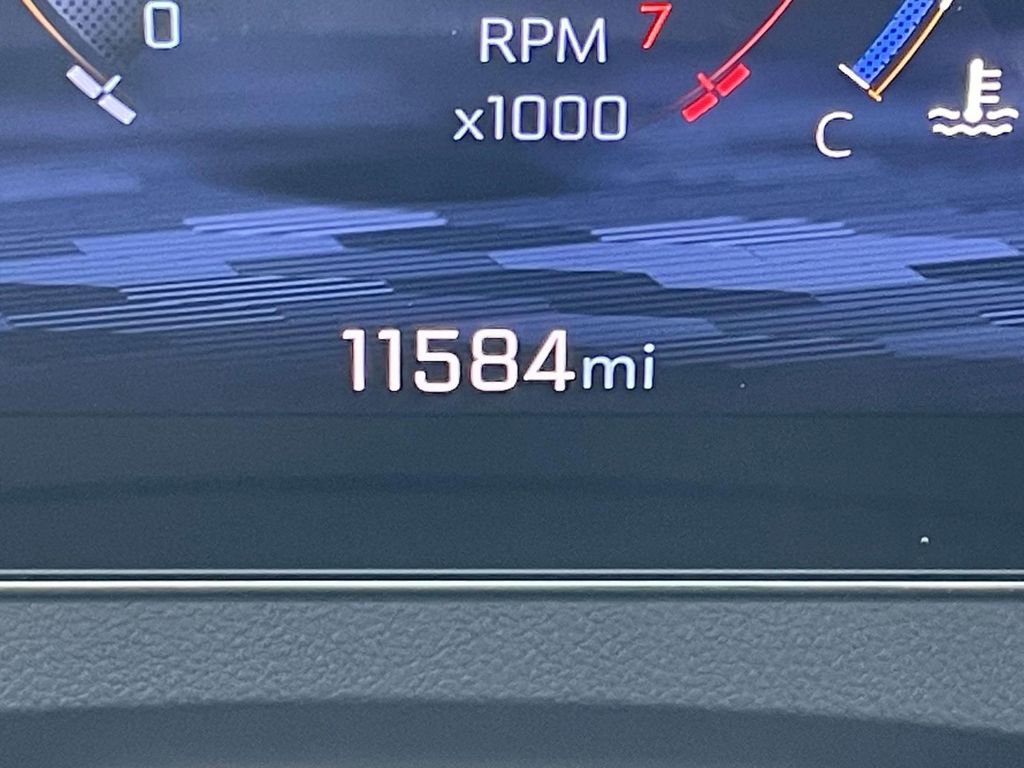 Used 2024 Chevrolet Traverse Z71 w/ Enhanced Driving Package image 30