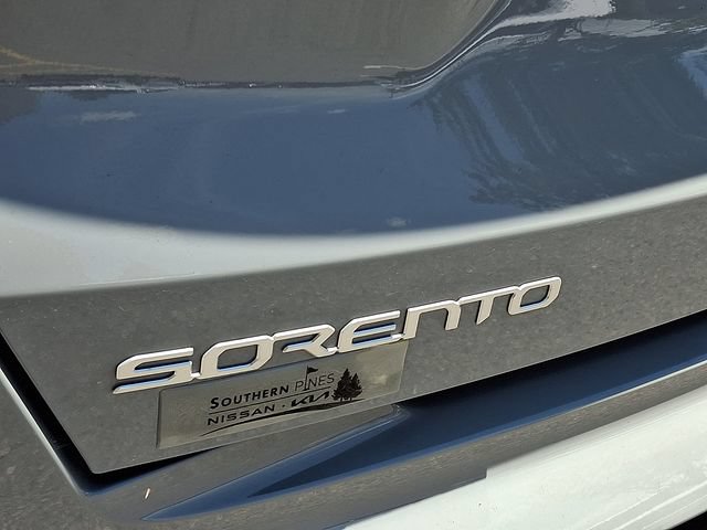 Certified 2023 Kia Sorento SX FWD image 32