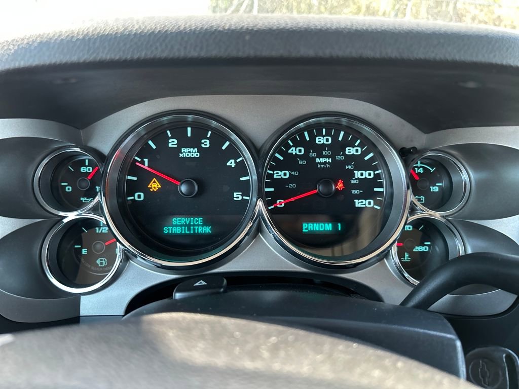 Used 2011 Chevrolet Silverado 2500 LT w/ Suspension Package, Off-Road image 14