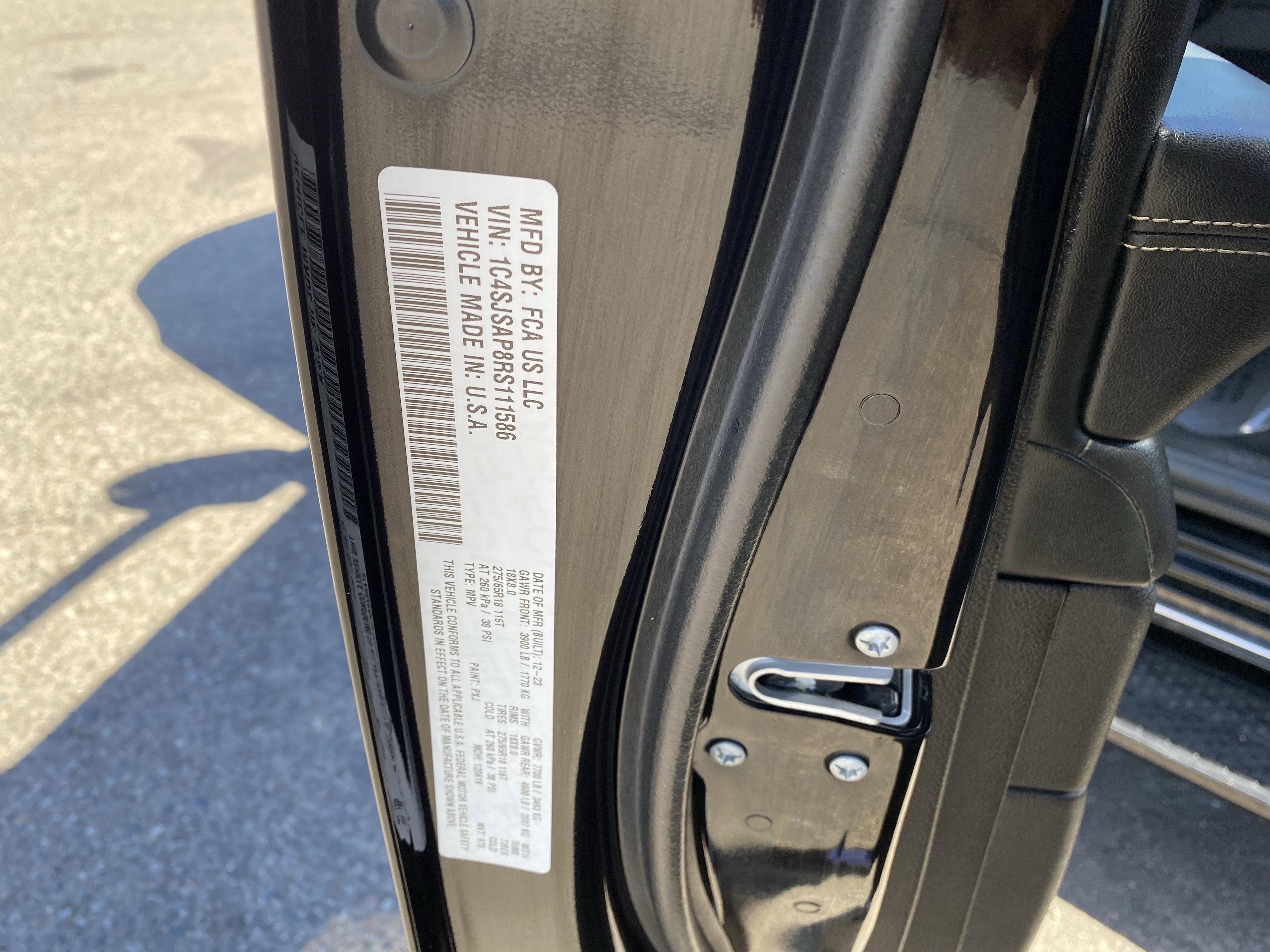 Used 2024 Jeep Wagoneer L 4WD image 34