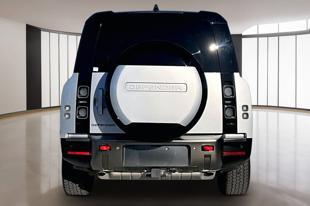 Certified 2024 Land Rover Defender 130 X AWD/4WD image 5