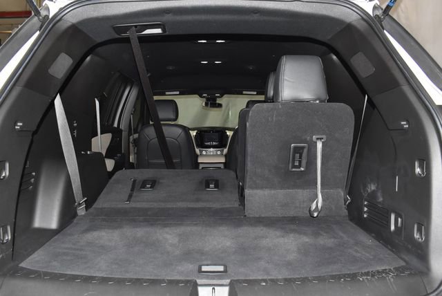 Used 2022 Chevrolet Traverse LS image 31