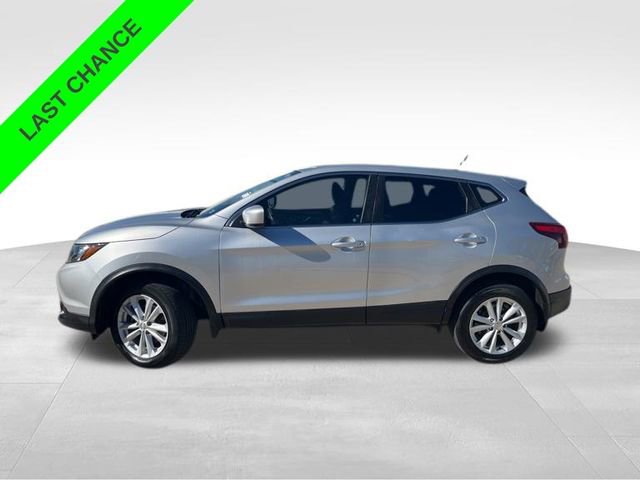Used 2018 Nissan Rogue Sport S w/ S Appearance Package image 3