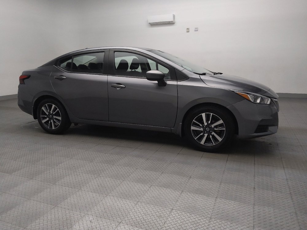 Used 2021 Nissan Versa SV image 11