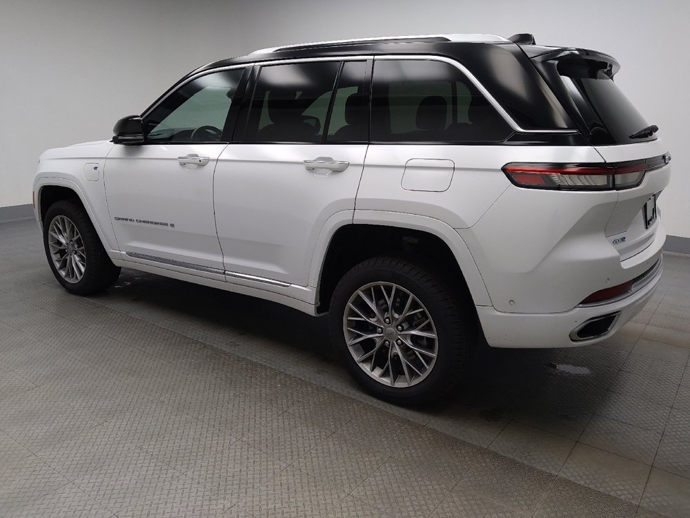 Used 2022 Jeep Grand Cherokee Summit w/ Advanced Protech Group IV AWD/4WD image 3