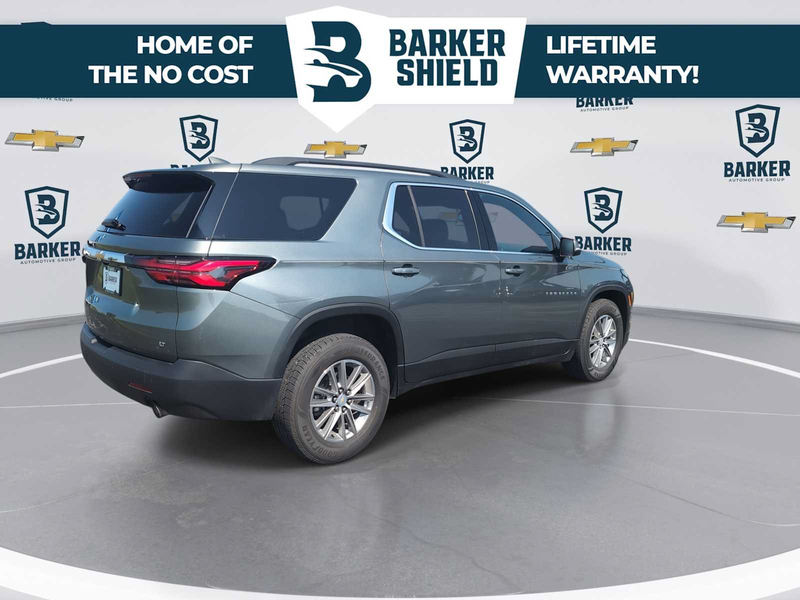 Used 2023 Chevrolet Traverse LT FWD image 8