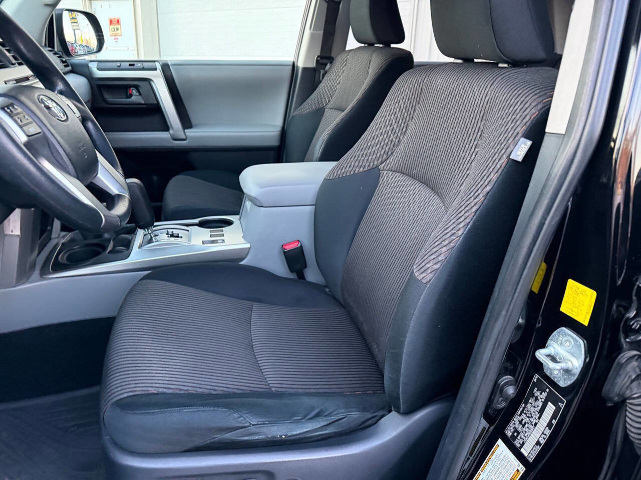 Used 2011 Toyota 4Runner SR5 w/ Convenience Pkg image 74