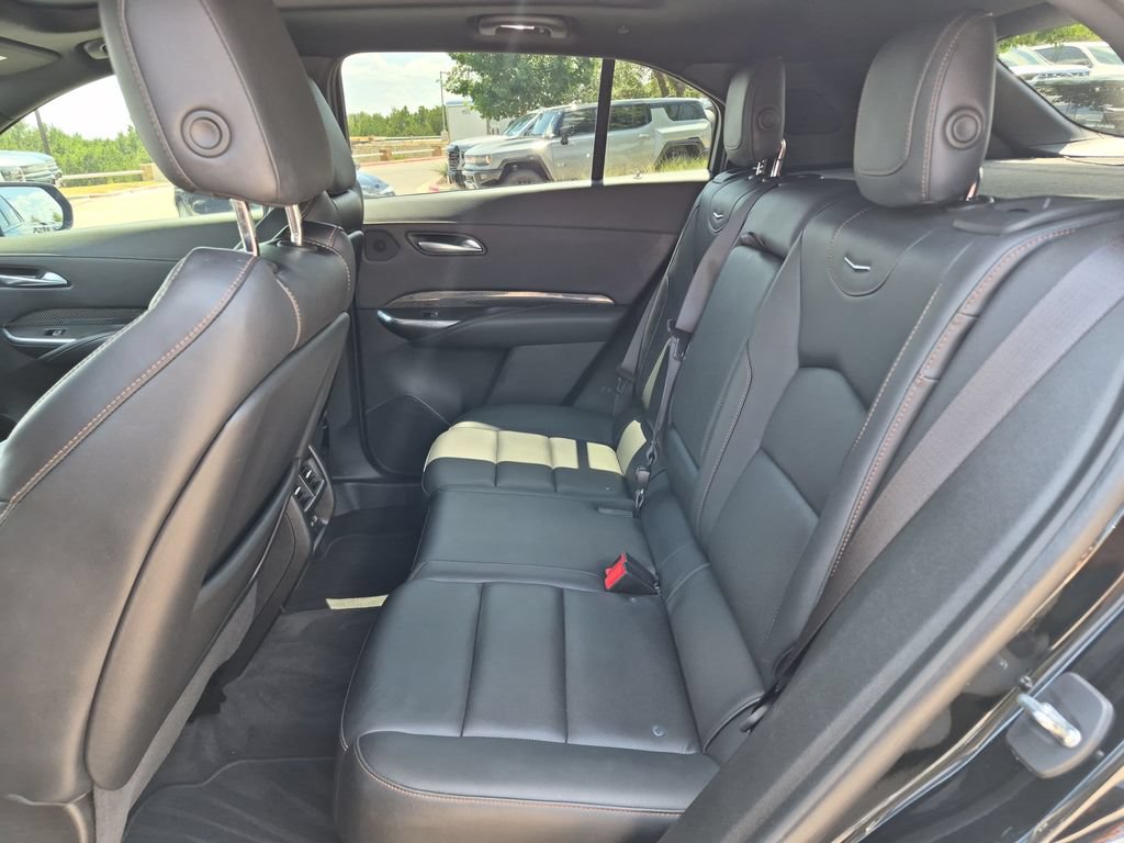 Used 2023 Cadillac XT4 Sport FWD image 37
