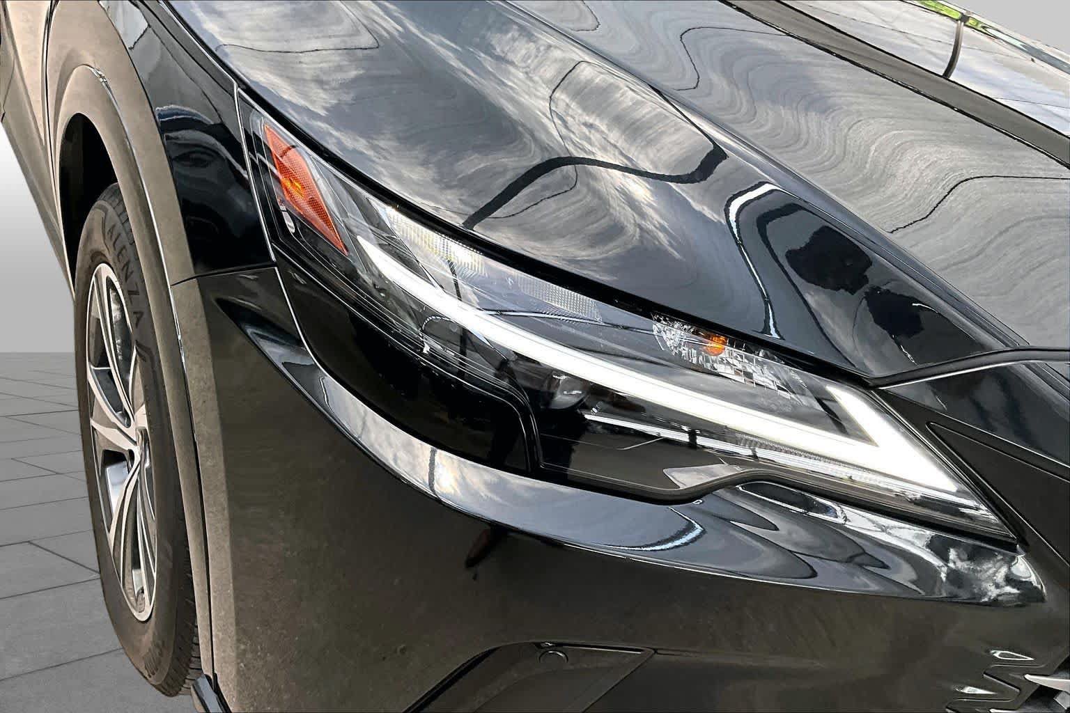 Used 2025 Lexus RX 350 Premium w/ Accessory Package (Z1) FWD image 28