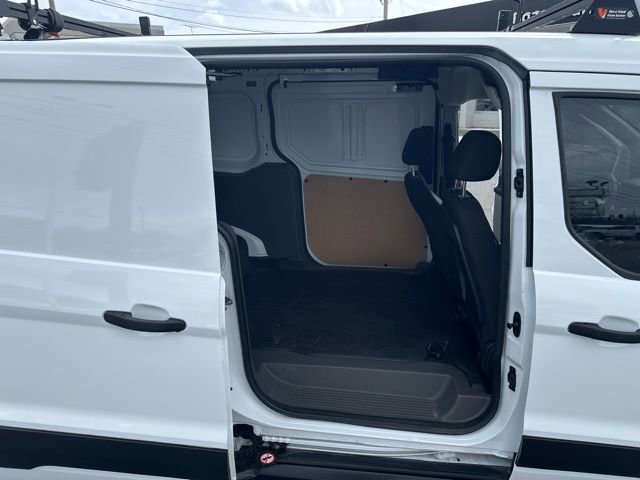 Used 2023 Ford Transit Connect XL FWD image 17