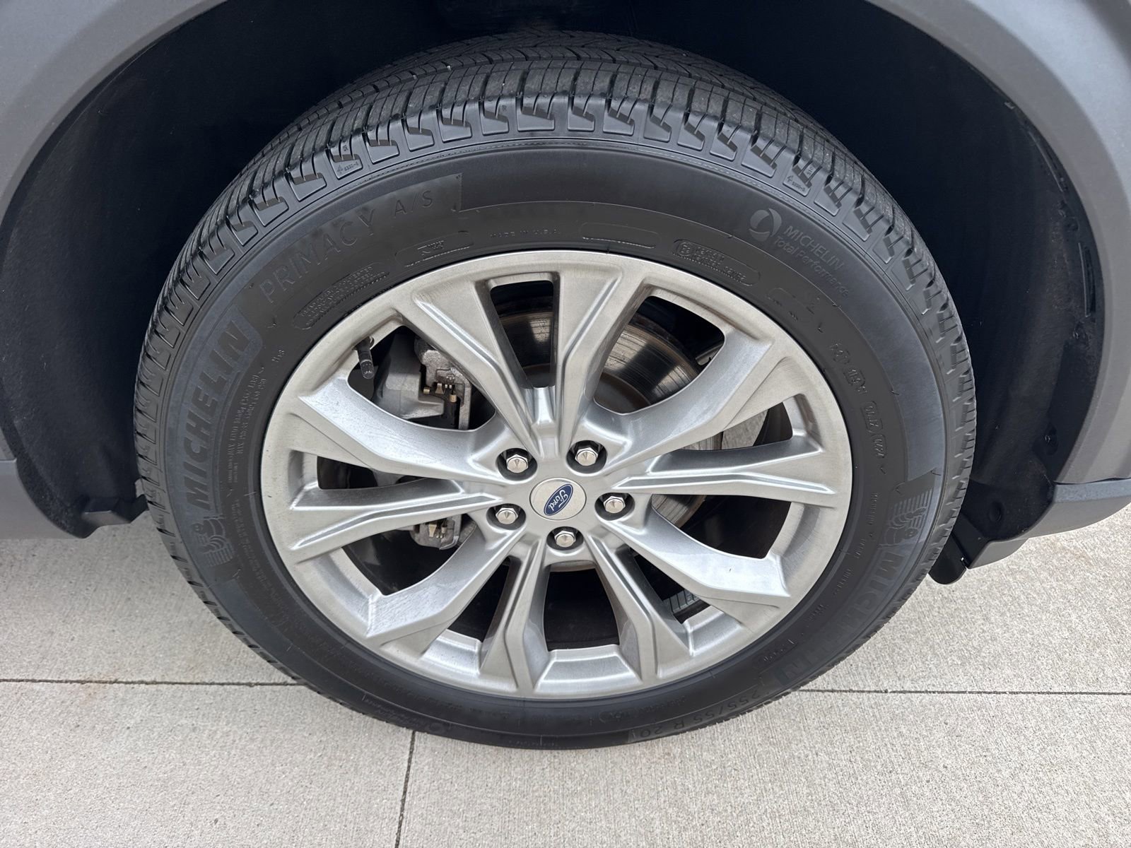 Certified 2024 Ford Explorer Limited w/ Limited Technology Package AWD/4WD image 22