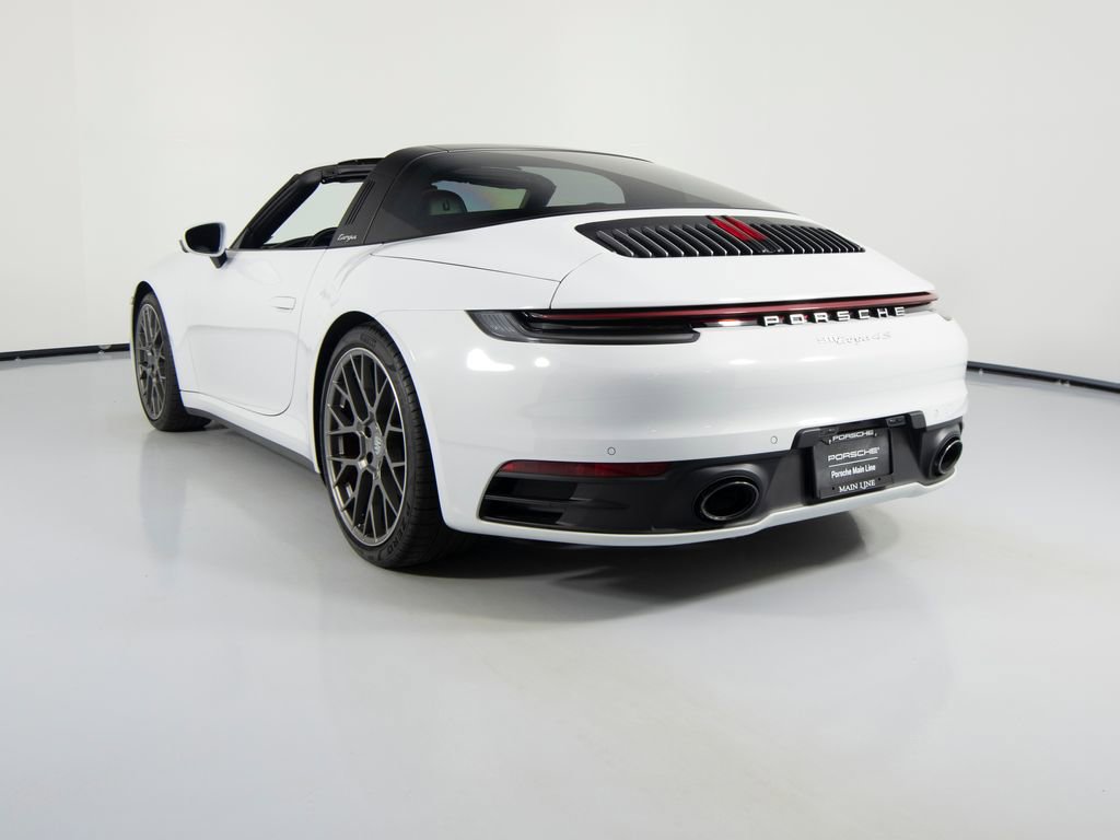 Certified 2022 Porsche 911 Targa 4S AWD/4WD image 3