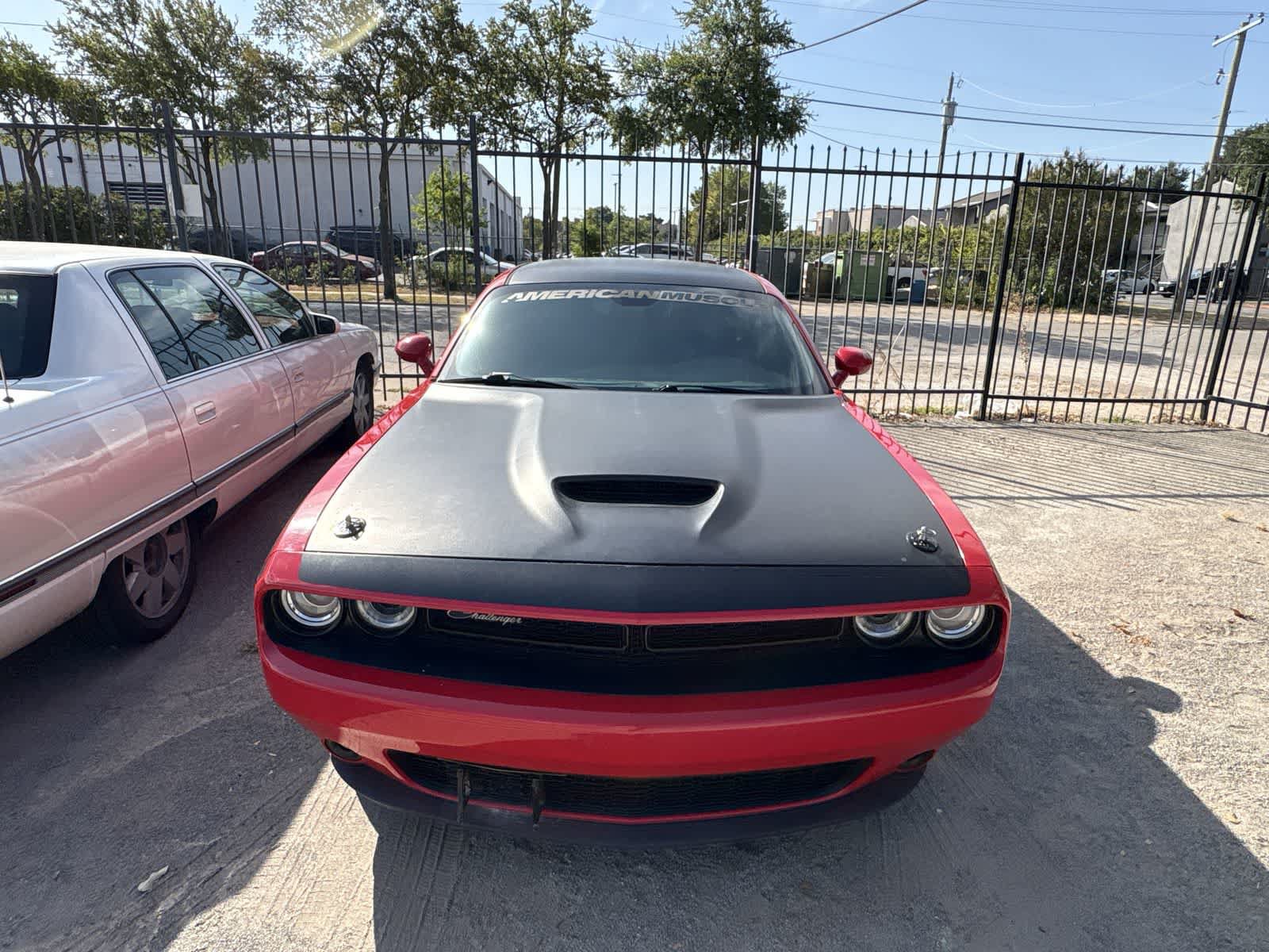 Used 2017 Dodge Challenger R/T w/ Quick Order Package 22P T/A RWD image 7