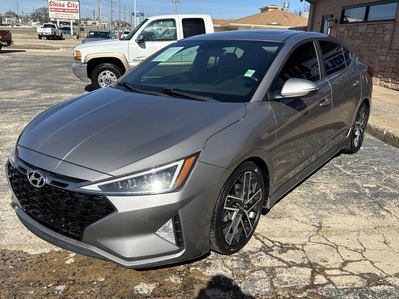 Used 2020 Hyundai Elantra Sport w/ Cargo Package (C1) image 4