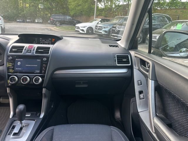 Used 2018 Subaru Forester 2.5i Premium w/ All-Weather Package image 17