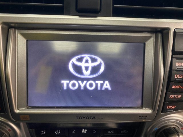 Used 2011 Toyota 4Runner Limited AWD/4WD image 27