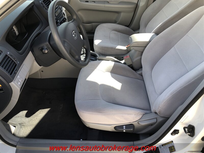 Used 2007 Kia Spectra EX FWD image 11