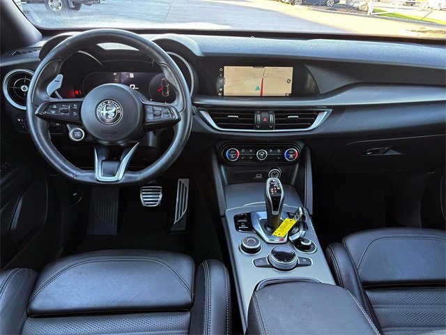 Used 2024 Alfa Romeo Stelvio Veloce image 12