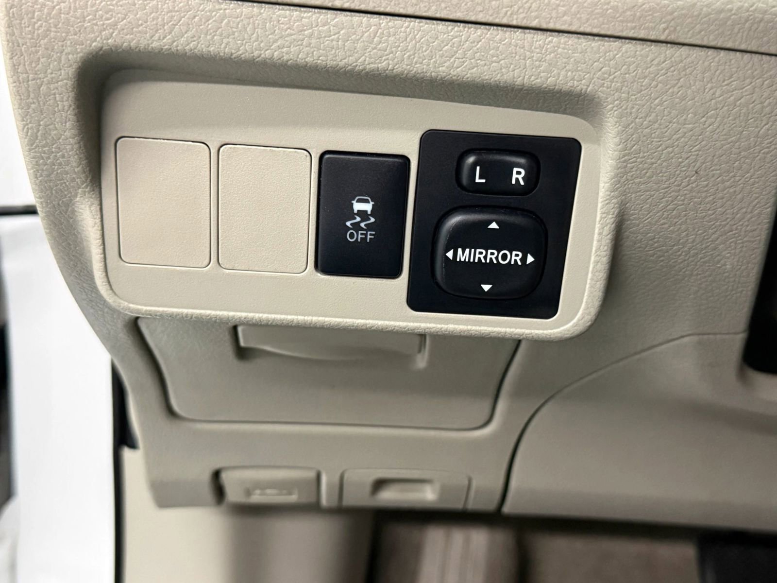 Used 2010 Toyota Corolla LE image 27