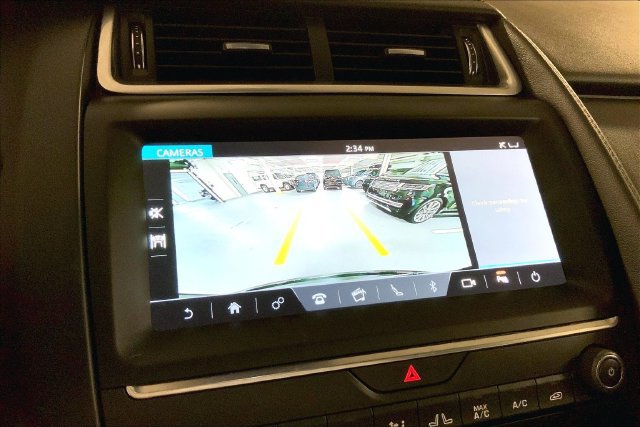 Certified 2020 Jaguar E-PACE AWD/4WD image 22