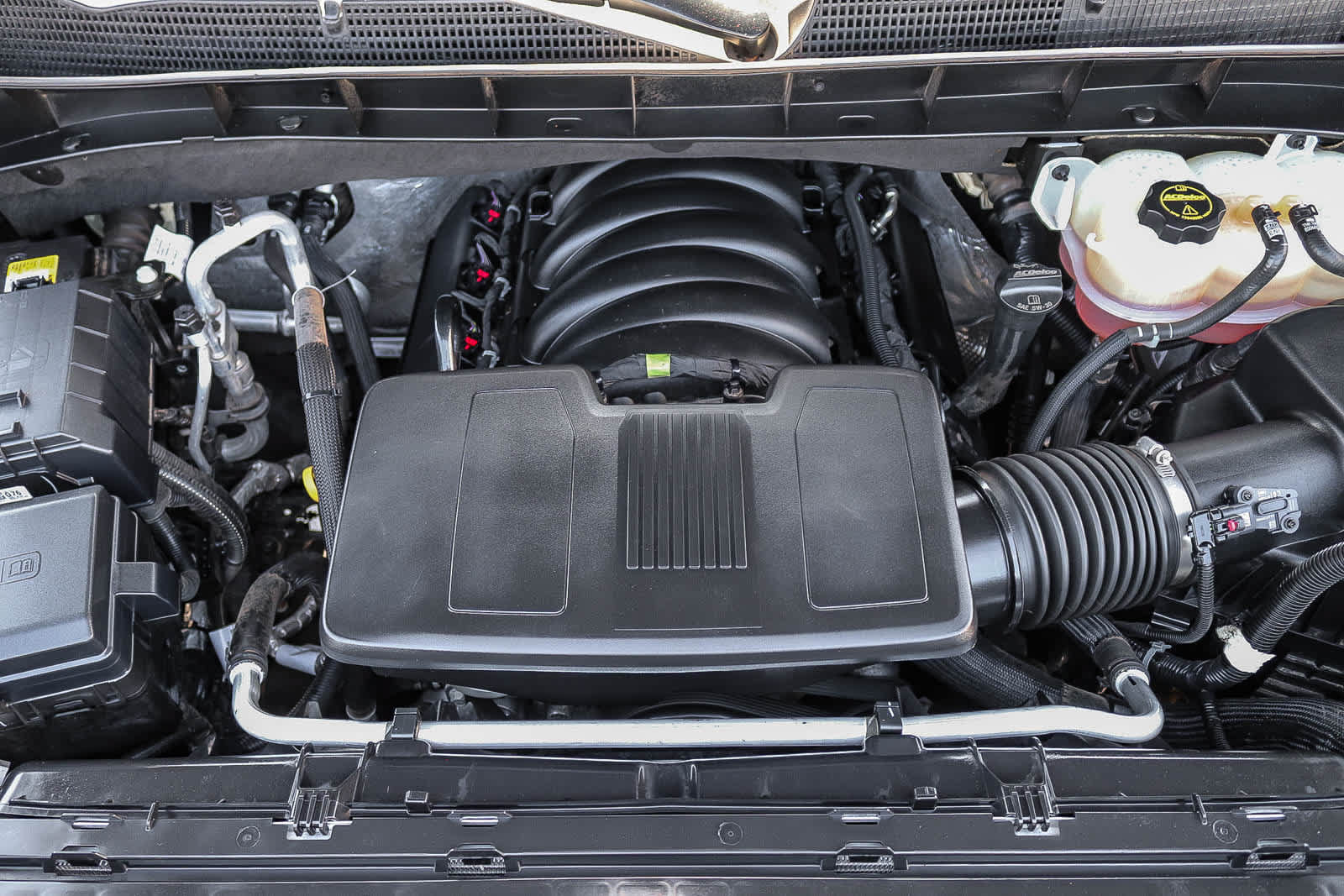 Used 2025 GMC Sierra 1500 SLT AWD/4WD image 27