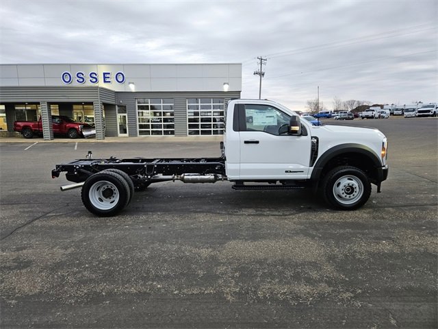 New 2025 Ford F550 4x4 Regular Cab Super Duty image 6
