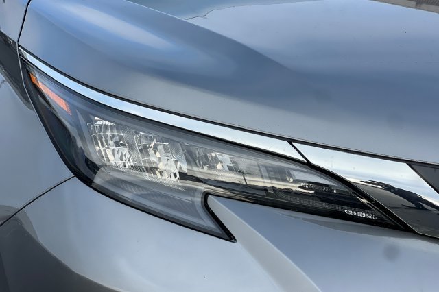 New 2026 Toyota Sienna XLE AWD/4WD image 32