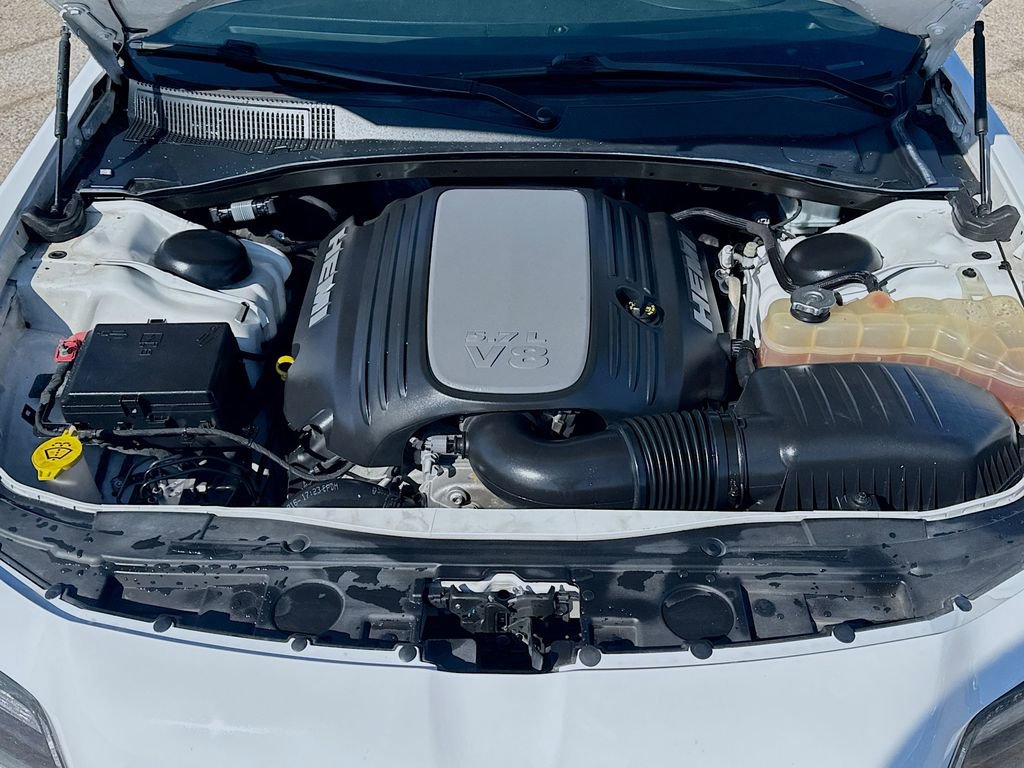 Used 2019 Chrysler 300 S w/ S Model Appearance Package image 32