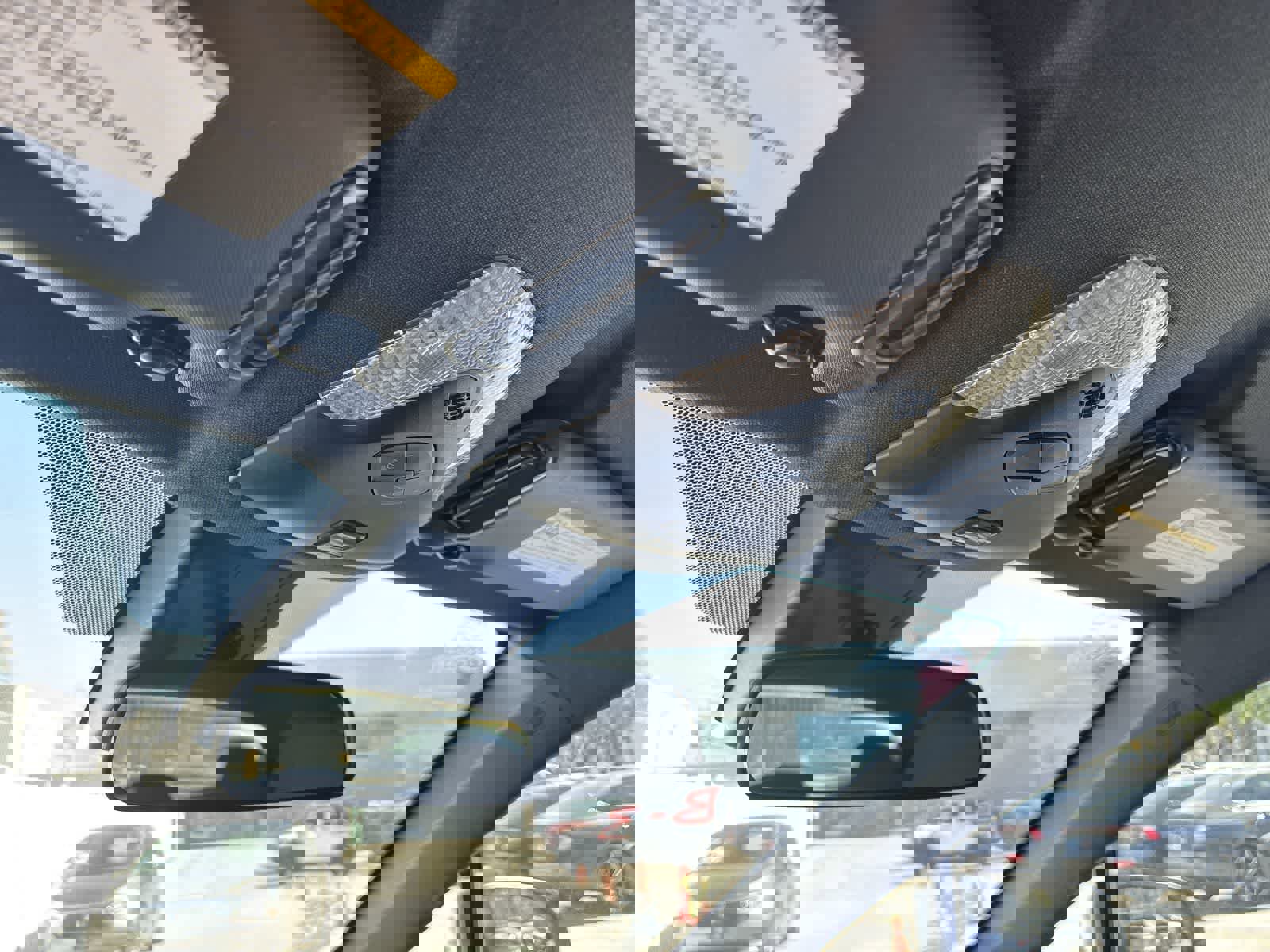 Used 2021 Toyota C-HR XLE image 38