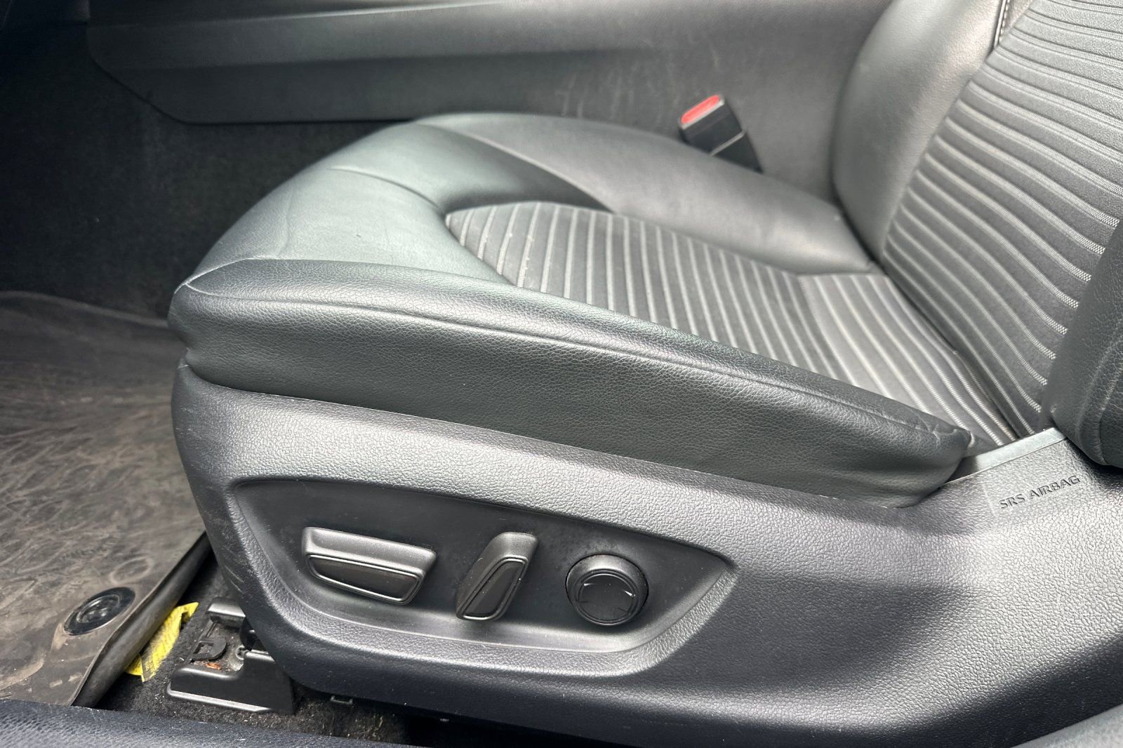 Used 2024 Toyota Camry SE image 13