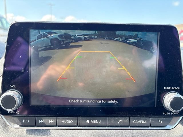 Used 2022 Nissan Sentra SV FWD image 25
