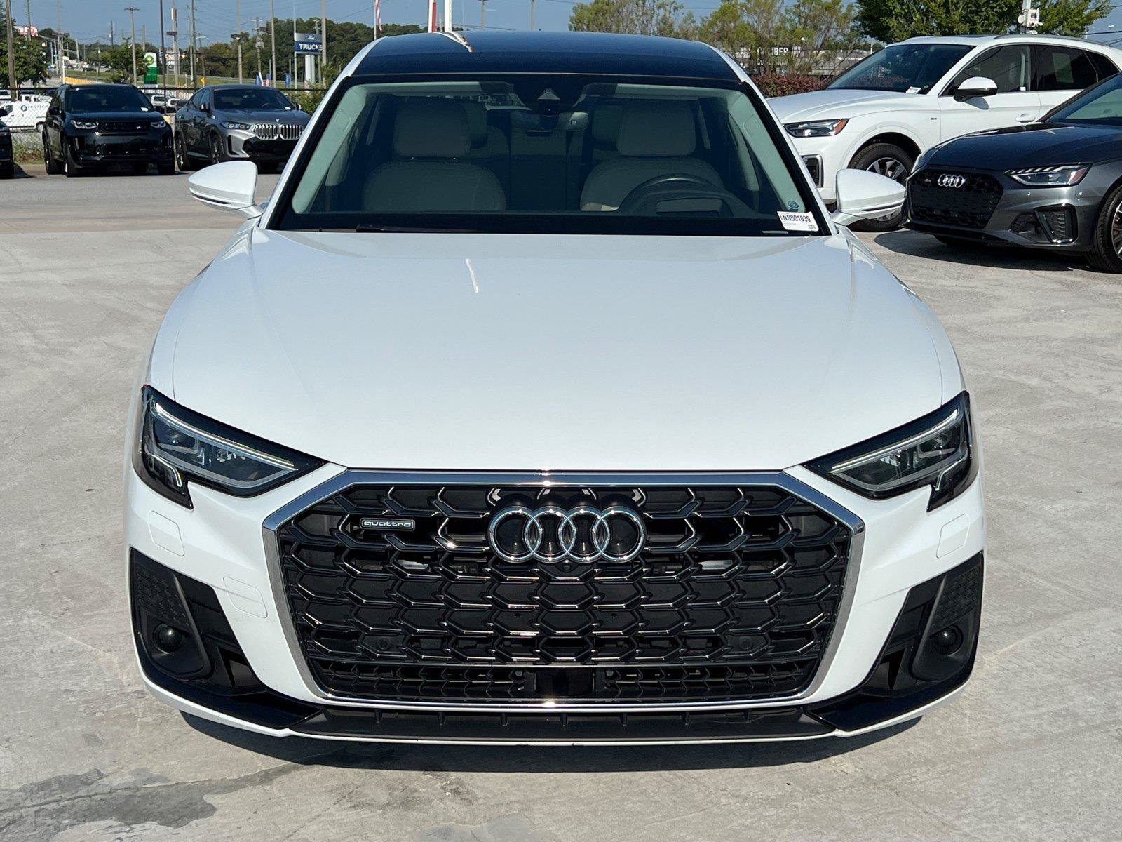 Used 2022 Audi A8 L 3.0T AWD/4WD image 2