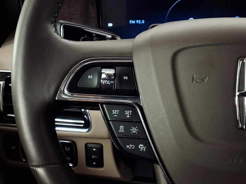 Used 2023 Lincoln Navigator Reserve RWD image 20