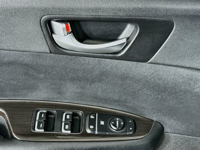 Used 2019 Kia Optima EX FWD image 21