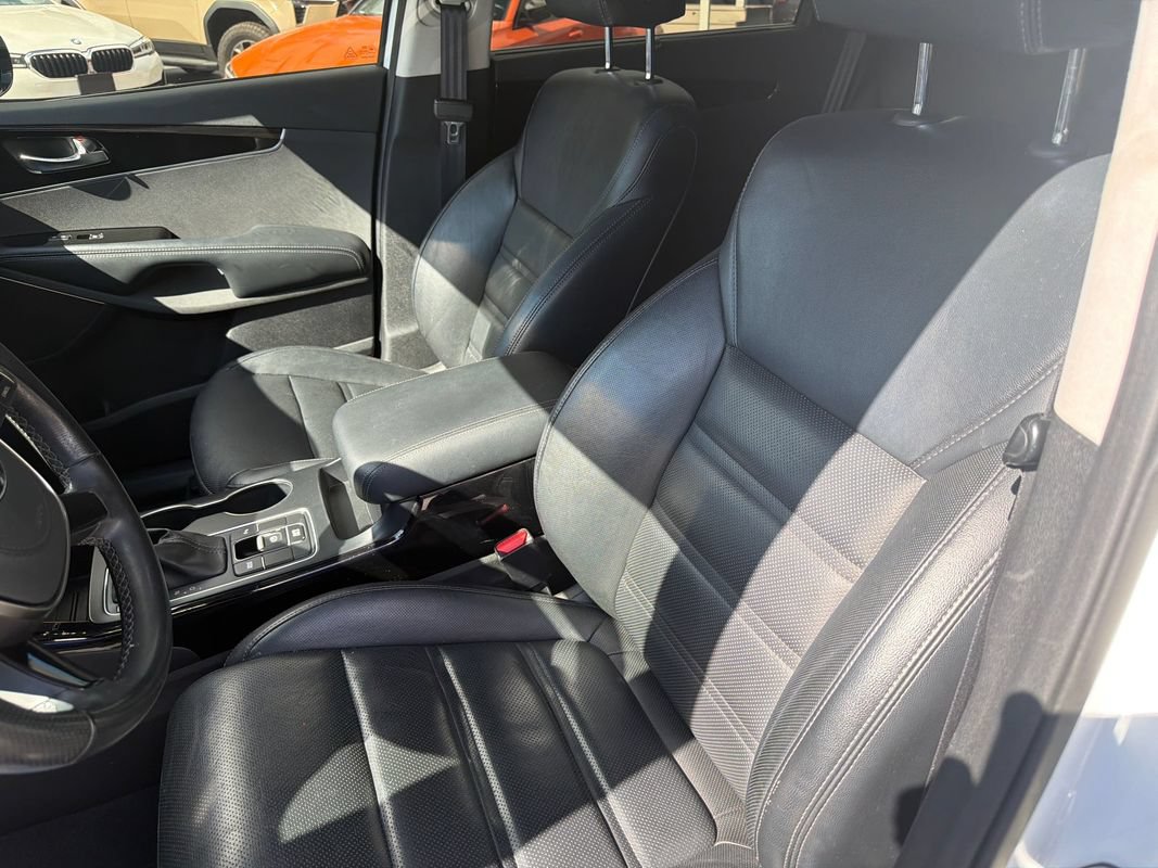 Used 2019 Kia Sorento SX FWD image 10