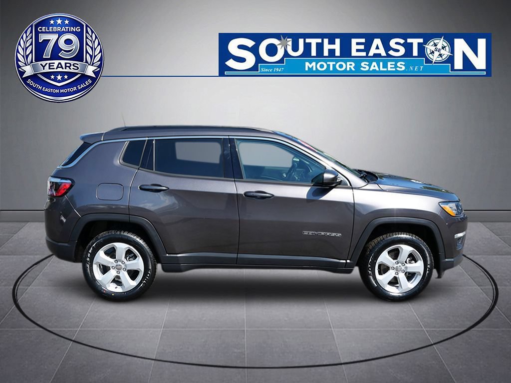 Used 2021 Jeep Compass Latitude w/ Driver Assistance Group AWD/4WD image 8
