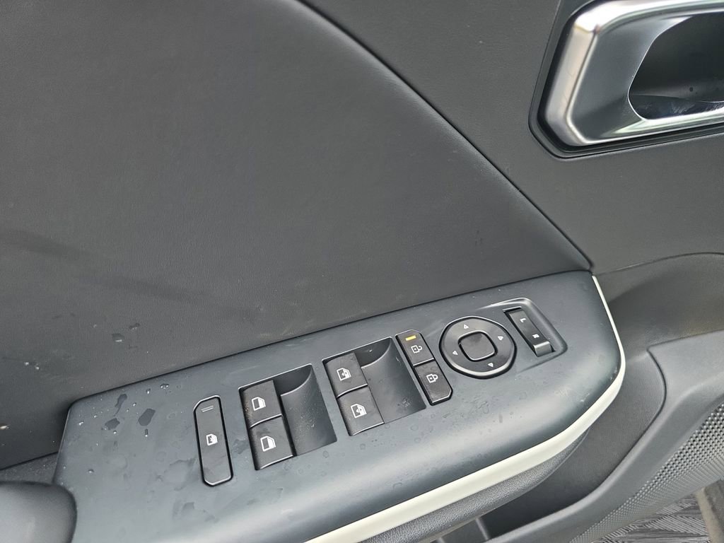 New 2025 Kia K4 GT-Line image 25