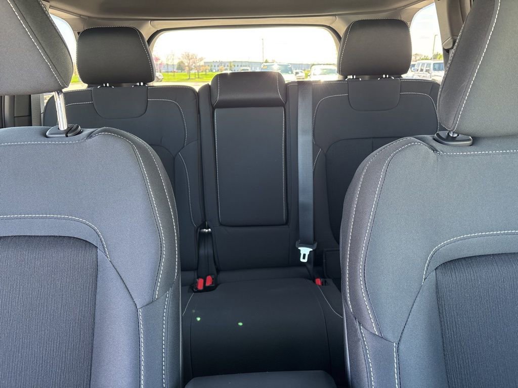 New 2026 Jeep Grand Cherokee Laredo X image 15