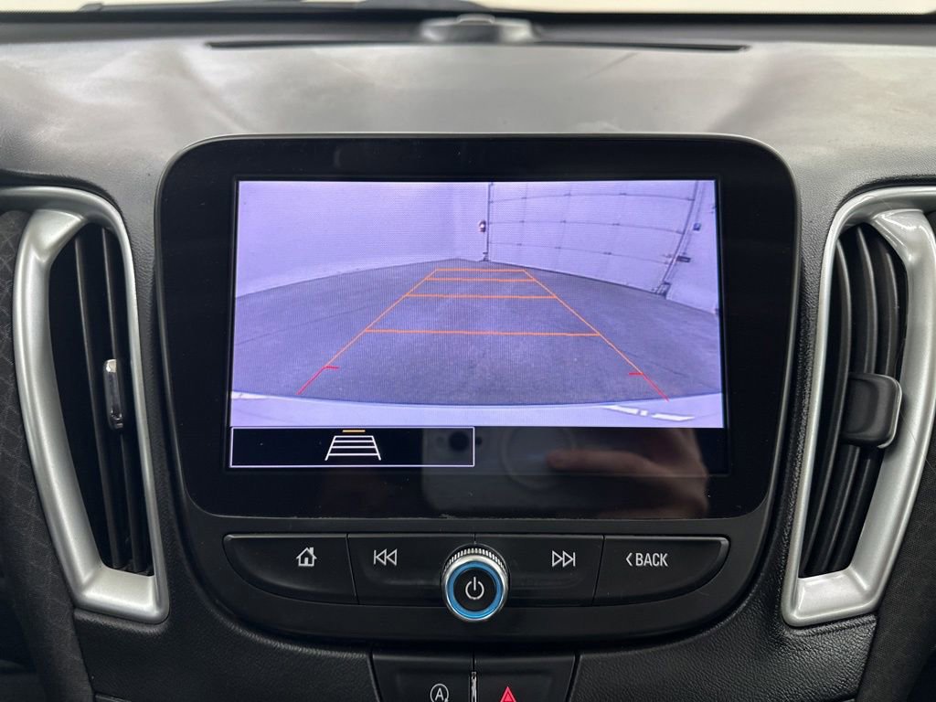 Used 2022 Chevrolet Malibu RS image 47