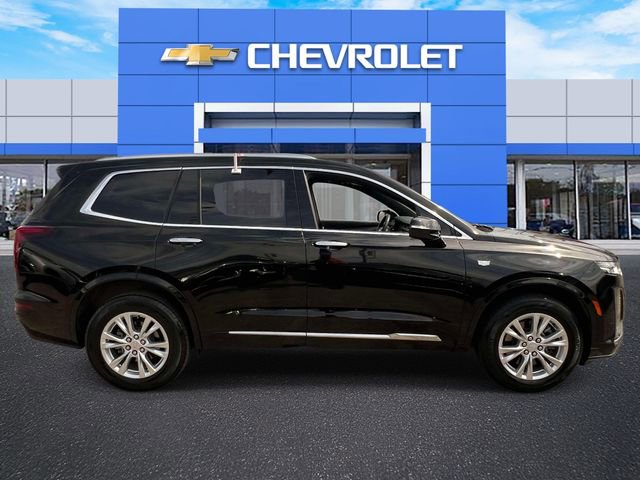 Used 2023 Cadillac XT6 Luxury image 4