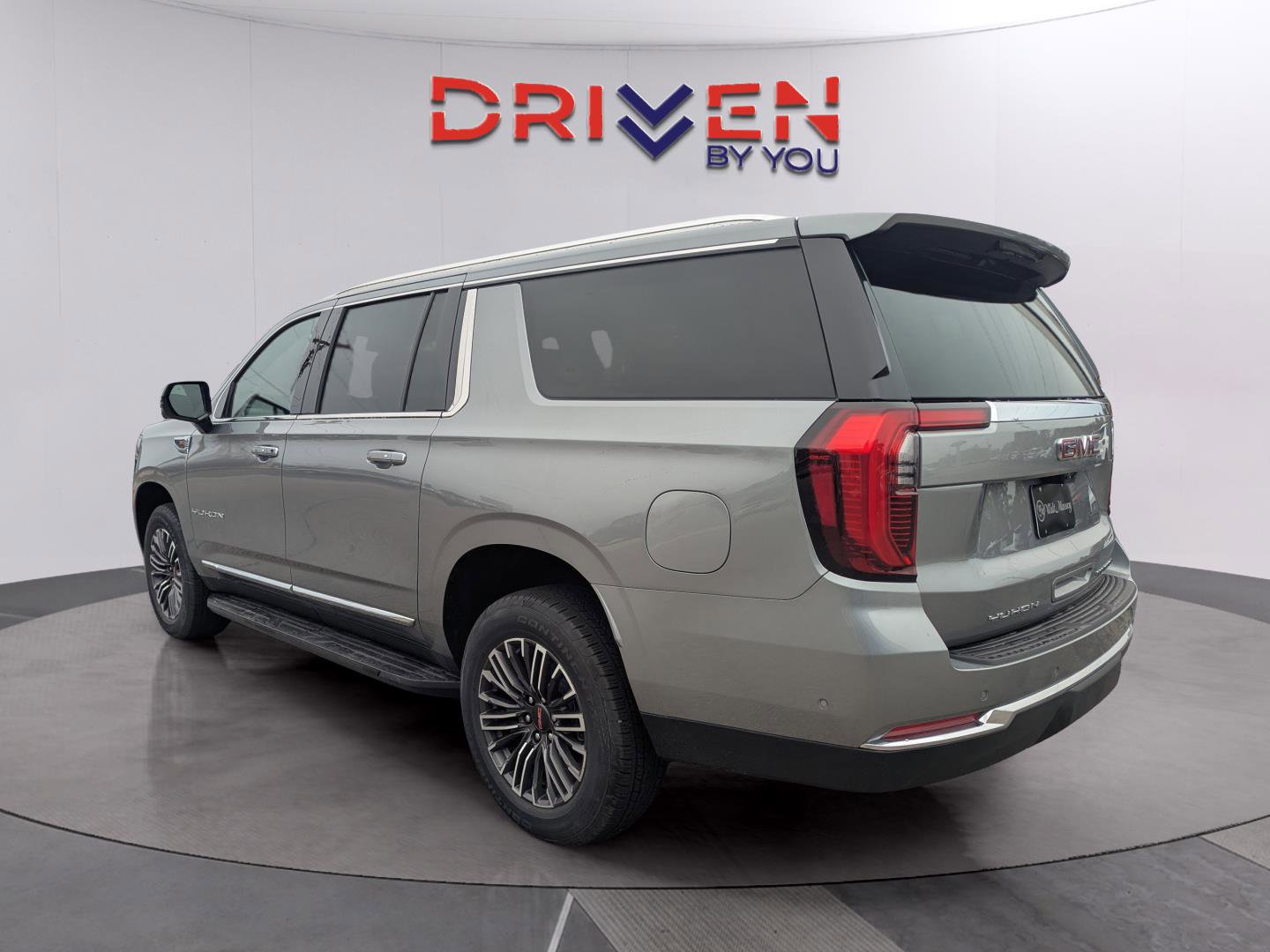 New 2026 GMC Yukon XL Elevation image 3