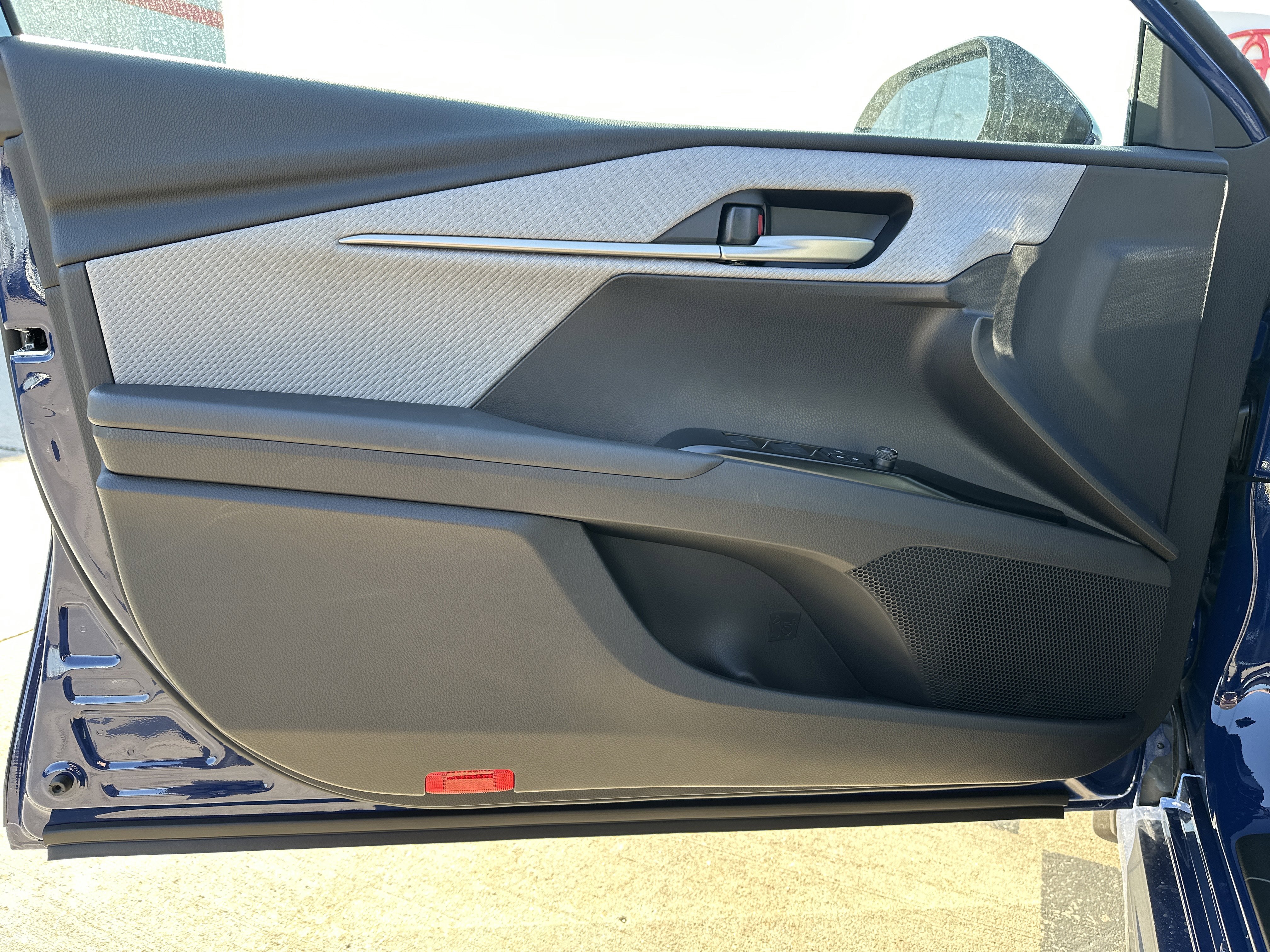 New 2026 Toyota Camry SE w/ Convenience Package FWD image 9