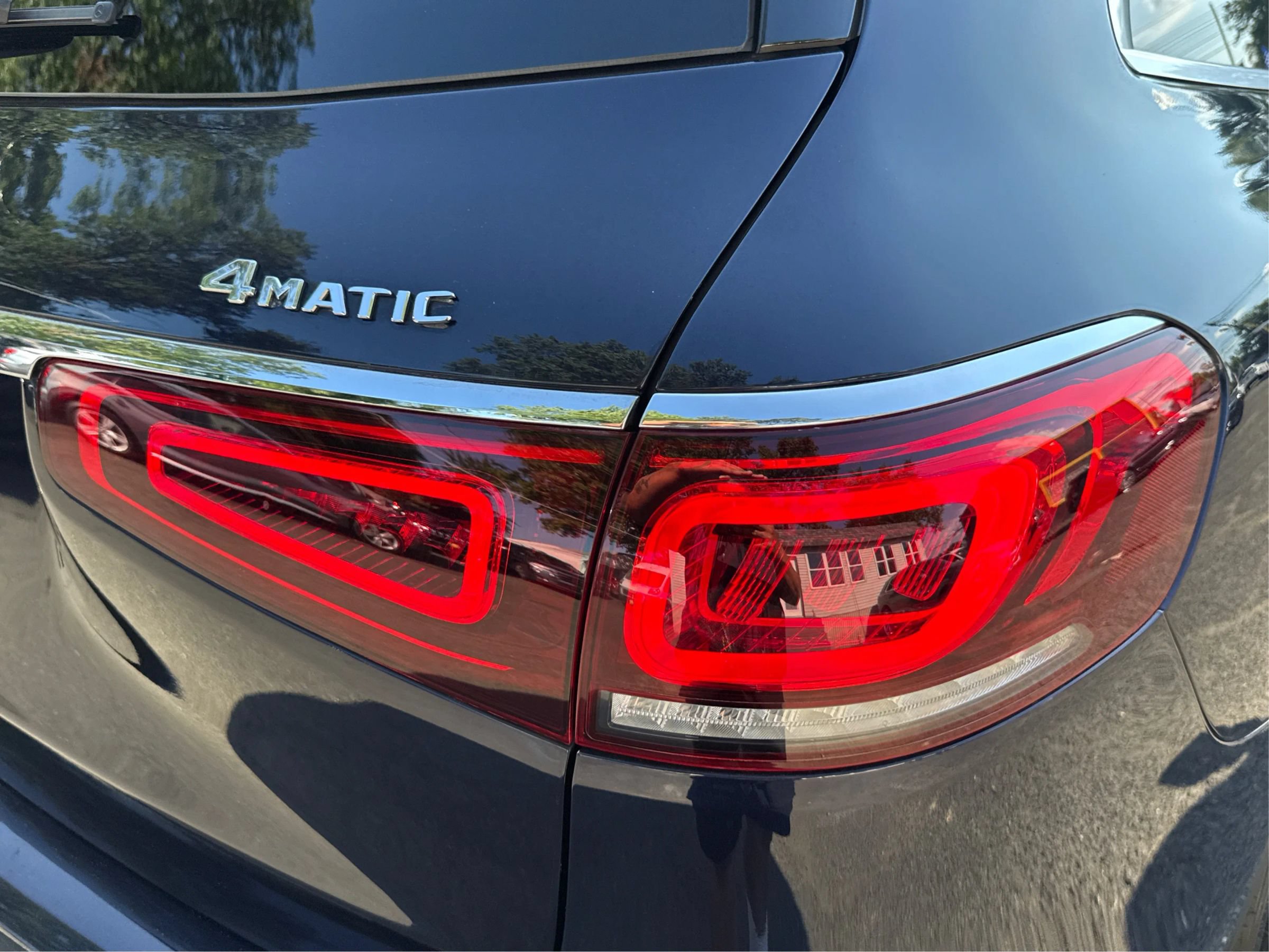 Used 2020 Mercedes-Benz GLS 450 4MATIC image 27