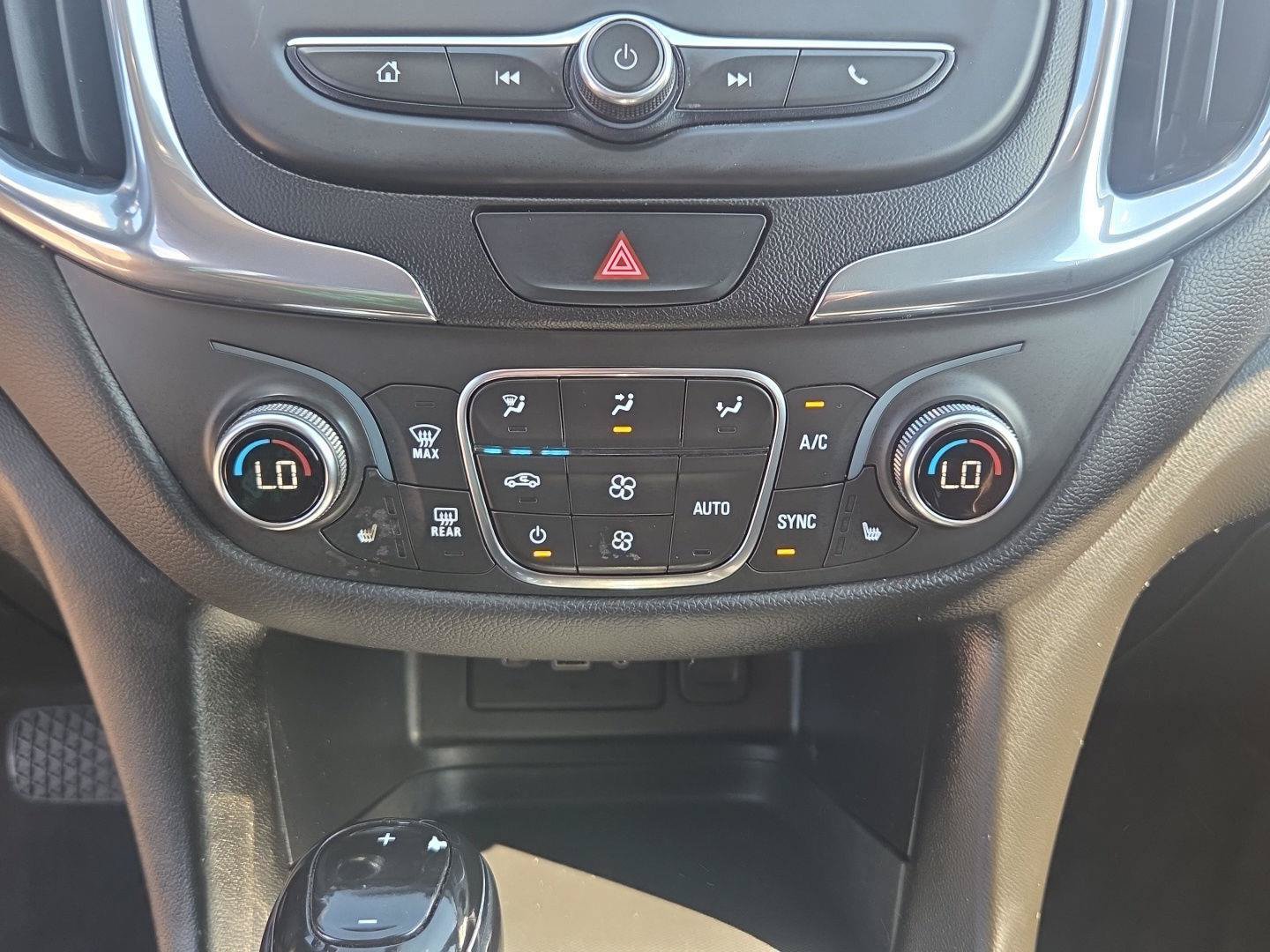 Used 2019 Chevrolet Equinox LT AWD/4WD image 20