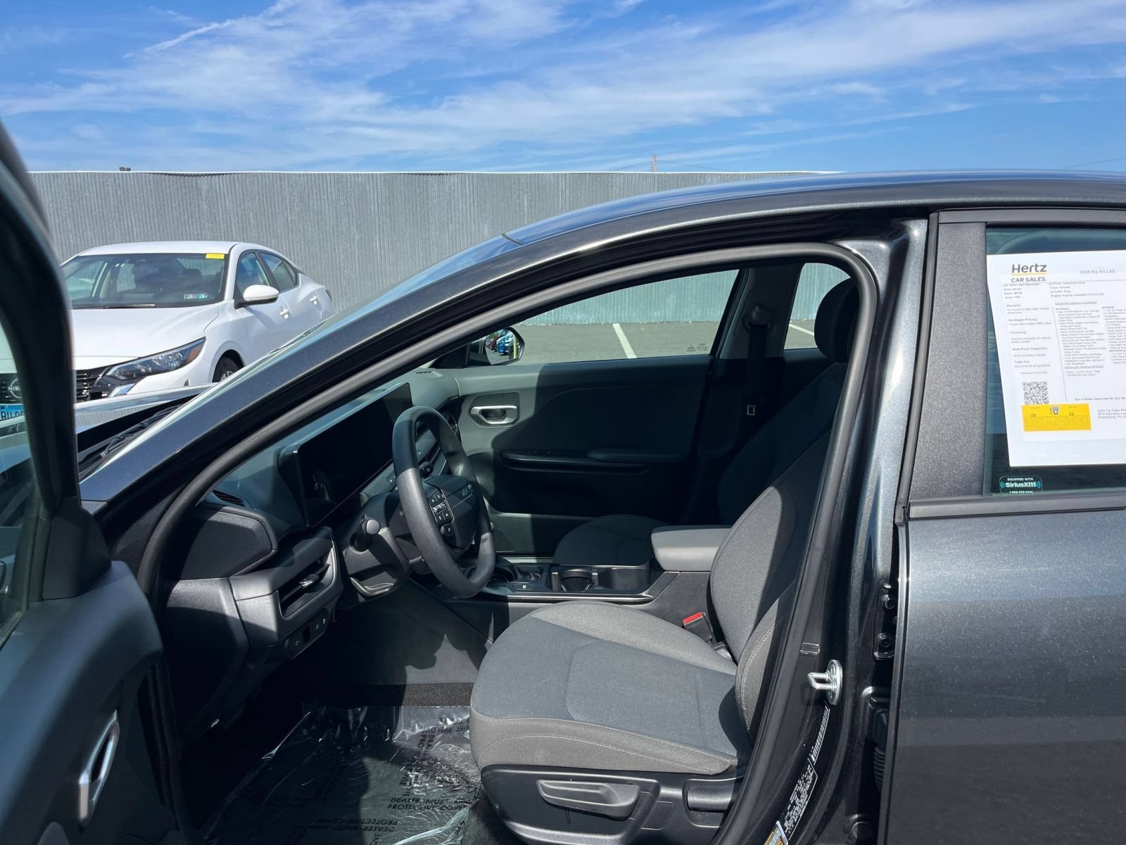 Used 2025 Kia K4 FWD image 26