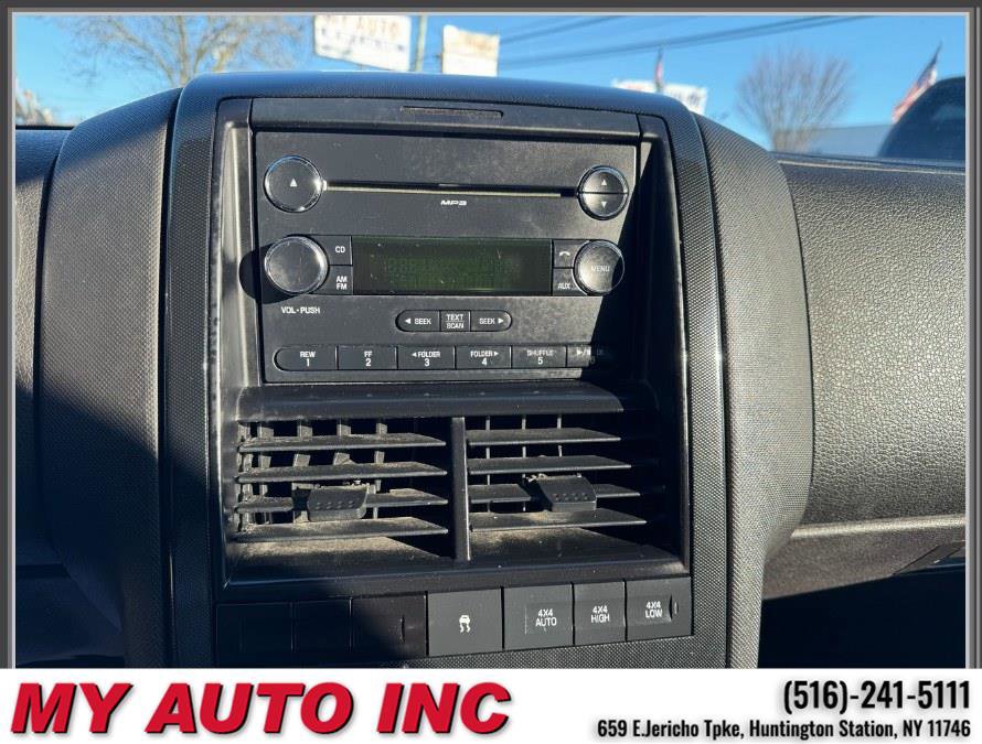 Used 2010 Ford Explorer Sport Trac XLT image 17