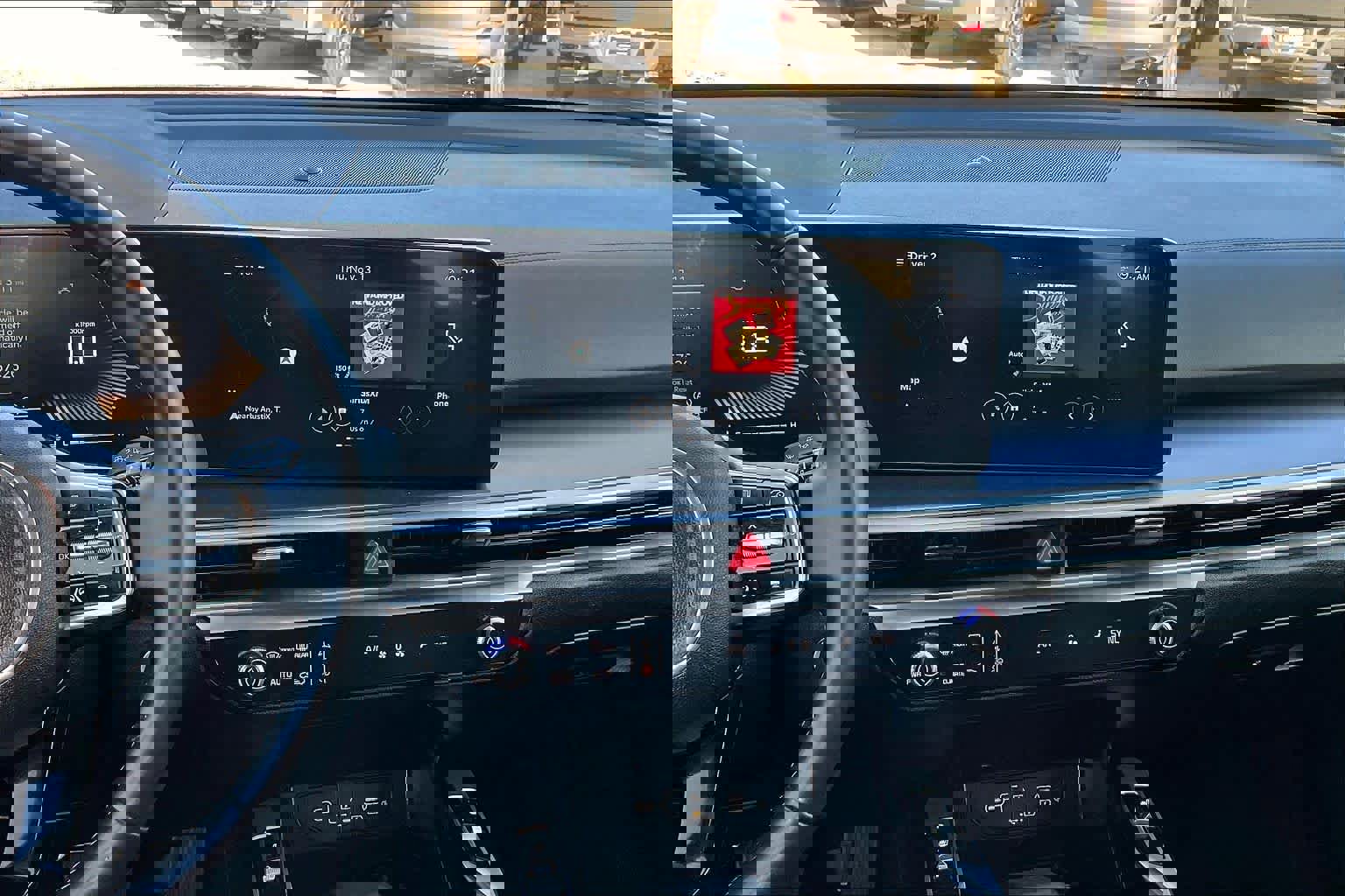 Used 2024 Kia Sorento S image 6