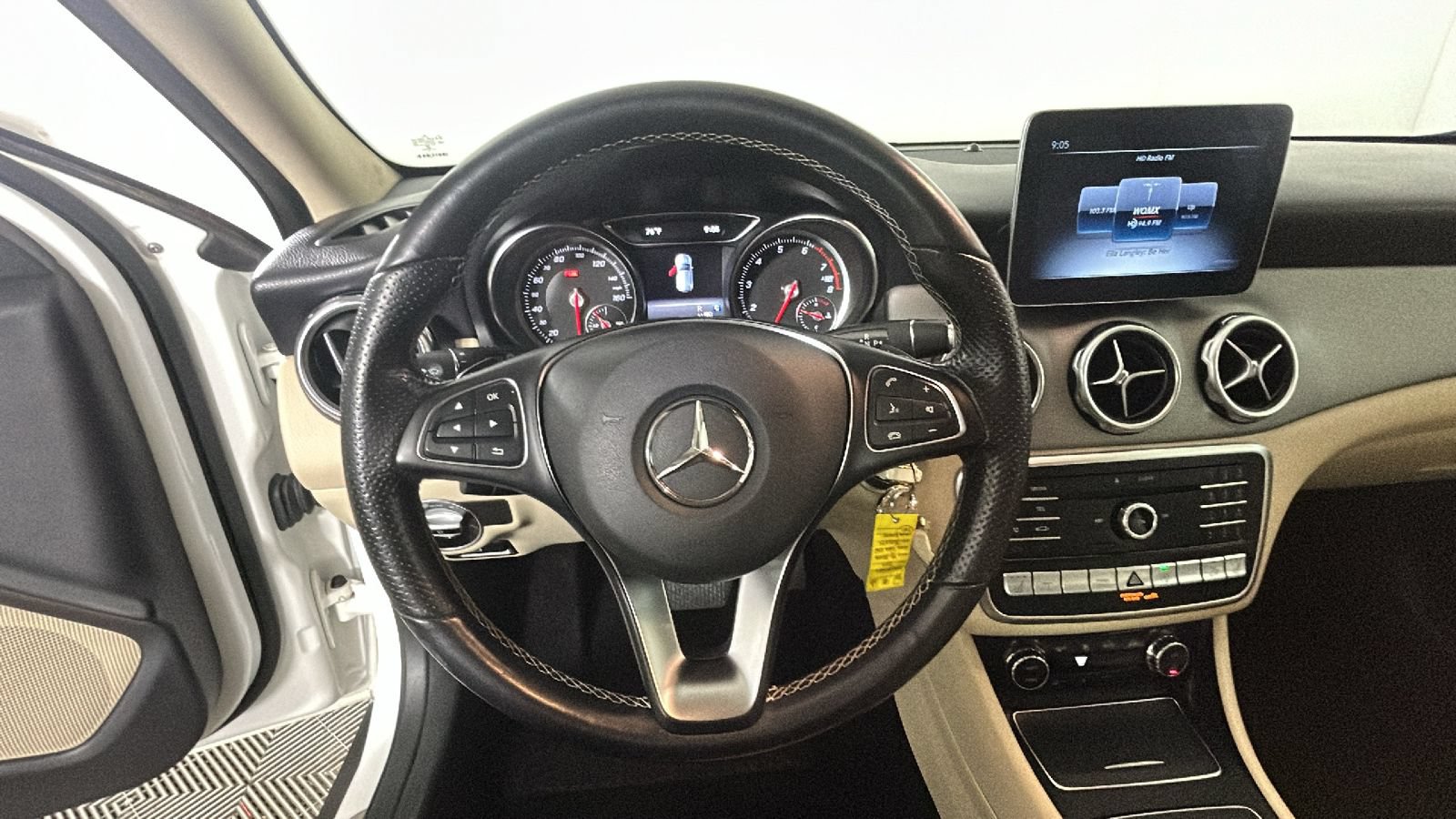 Used 2019 Mercedes-Benz GLA 250 4MATIC image 14