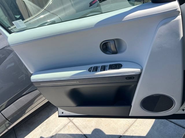 Certified 2025 Hyundai Ioniq 5 Limited AWD/4WD image 17